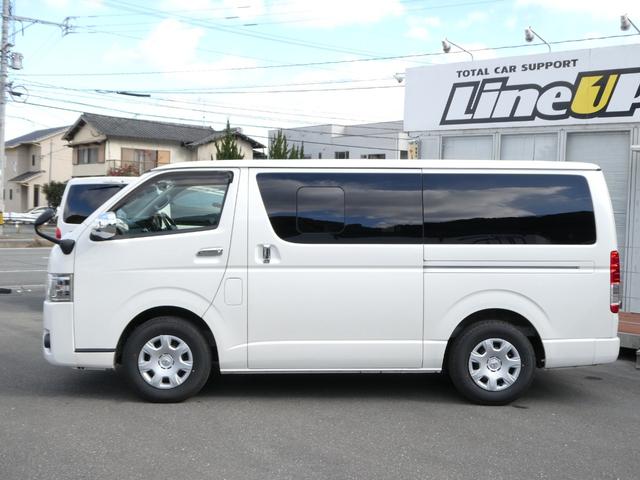 ハイエースバン スーパーＧＬ　ダークプライム　１年間１万キロ無償保証　４型　メモリーナビ　バックカメラ　フルセグＴＶ　スマートキー　ＣＤ・ＤＶＤ再生　ハーフレザーシート　ＬＥＤヘッド　ウッドコンビハンドル　フォグランプ　ＥＴＣ　Ｗエアバック（29枚目）