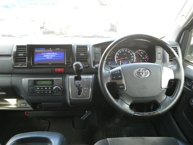 ハイエースバン スーパーＧＬ　ダークプライム　１年間１万キロ無償保証　４型　メモリーナビ　バックカメラ　フルセグＴＶ　スマートキー　ＣＤ・ＤＶＤ再生　ハーフレザーシート　ＬＥＤヘッド　ウッドコンビハンドル　フォグランプ　ＥＴＣ　Ｗエアバック（32枚目）