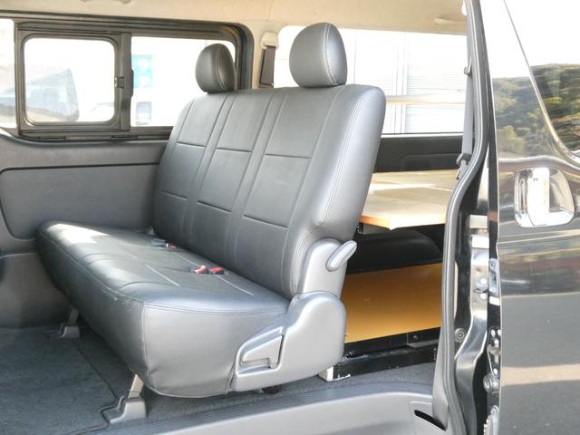 ハイエースバン スーパーＧＬ　ダークプライム　１年間１万キロ無償保証　４型　ＢＴ対応ナビ　バックカメラ　フルセグＴＶ　ＥＴＣ　スマートキー　ベッドキット　スライドレール　シートカバー　ホワイトレター　ＬＥＤヘッド　オートライト　フォグランプ（41枚目）