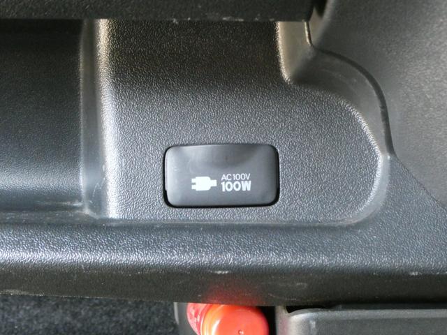 ハイエースバン スーパーＧＬ　ダークプライム　１年間１万キロ無償保証　４型　ＢＴ対応ナビ　バックカメラ　フルセグＴＶ　ＥＴＣ　スマートキー　ベッドキット　スライドレール　シートカバー　ホワイトレター　ＬＥＤヘッド　オートライト　フォグランプ（44枚目）