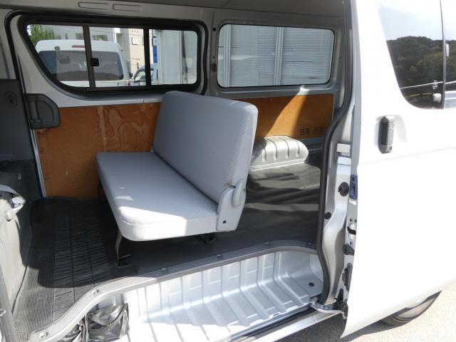 ハイエースバン ロングDX 1年間1万キロ無償保証 1型 ETC 運転席エアバック 両側スライド ラジオ リア小窓 ゴムマット 集中ドアロック パワステ ABS ターボ(7枚目)