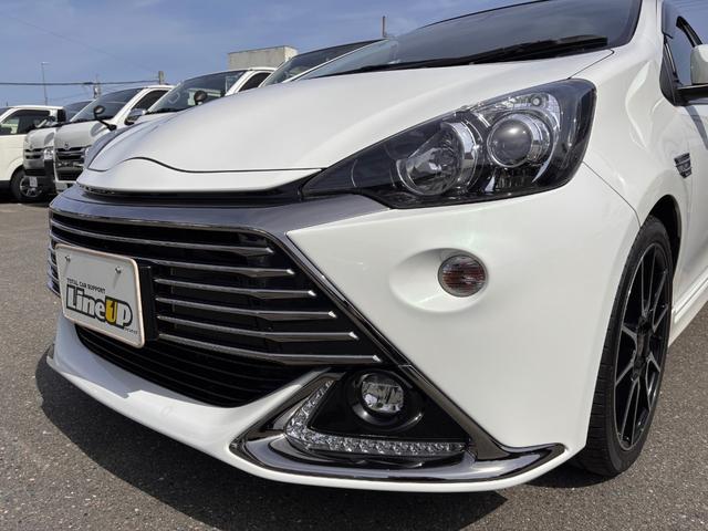 ���w�b�h���C�g��