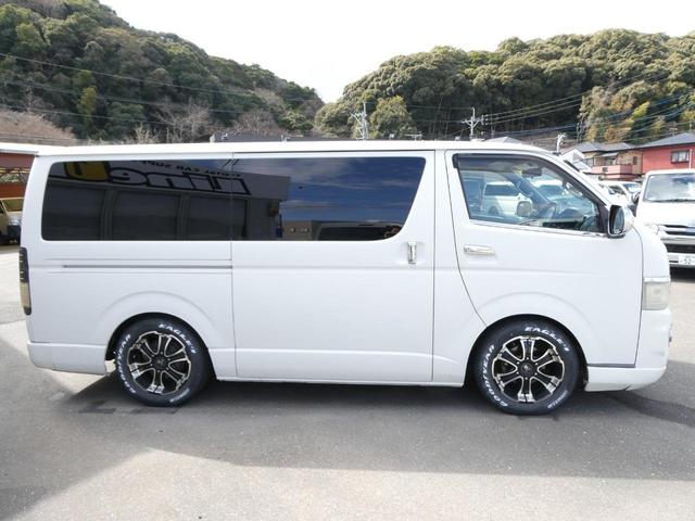 ハイエースバン ロングスーパーＧＬ　１年間１万キロ無償保証　１型　ＨＤＤナビ　バックカメラ　ＣＤ・ＤＶＤ　ＥＴＣ　社外アルミホイール　社外テール　ローダウン　ベッドキット　シートカバー　Ｗエアバック　両側スライド　ターボ　オートライト（29枚目）