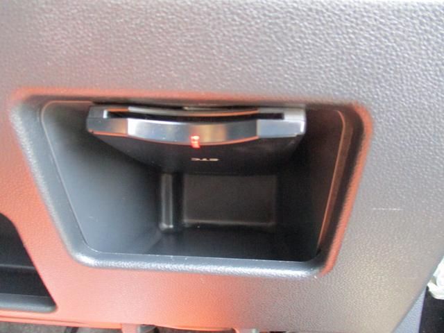 タント カスタムＲＳ　ＳＡＩＩ　両側パワスラ・８インチメモリーナビ・Ｂｌｕｅｔｏｏｔｈ・フルセグＴＶ・ＤＶＤ再生・ＥＴＣ・ＬＥＤヘッドライト・アイドリングストップ・衝突軽減ブレーキ・スマートキー・キーレス・盗難防止装置・ベンチシート（14枚目）