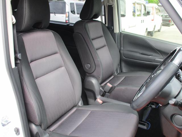 セレナ ハイウェイスター　Ｖセレクション　両側電動スライド・９インチメモリーナビ・フルセグＴＶ・Ｂｌｕｅｔｏｏｔｈ・後席モニター・アラウンドビューモニター・全周囲カメラ・プロパイロット・前後ドライブレコーダー・ＥＴＣ・ＬＥＤヘッドライト（7枚目）