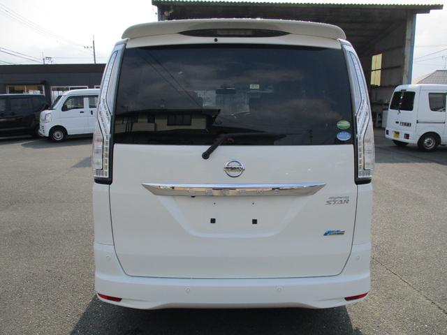 セレナ ハイウェイスターＳ－ＨＶアドバンスドセーフティパック　両側電動スライドドア・メモリーナビ・フルセグＴＶ・Ｂｌｕｅｔｏｏｔｈ・全周囲カメラ・ＥＴＣ・３列シート・８人乗り・アイドリングストップ・衝突被害軽減システム（33枚目）