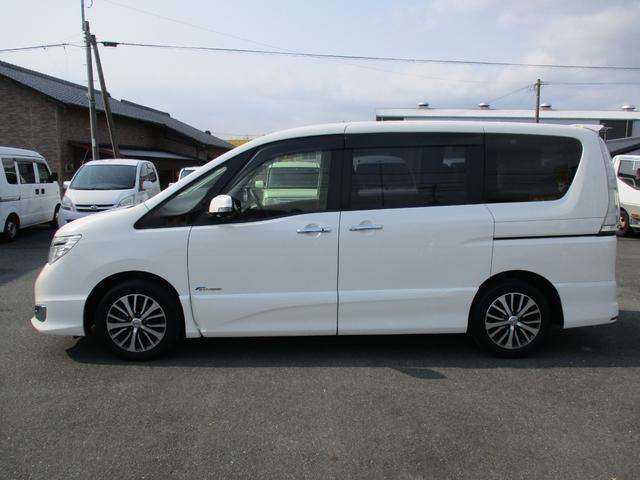 セレナ ハイウェイスターＳ－ＨＶアドバンスドセーフティパック　両側電動スライドドア・メモリーナビ・フルセグＴＶ・Ｂｌｕｅｔｏｏｔｈ・全周囲カメラ・ＥＴＣ・３列シート・８人乗り・アイドリングストップ・衝突被害軽減システム（34枚目）
