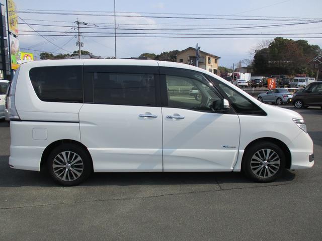 セレナ ハイウェイスターＳ－ＨＶアドバンスドセーフティパック　両側電動スライドドア・メモリーナビ・フルセグＴＶ・Ｂｌｕｅｔｏｏｔｈ・全周囲カメラ・ＥＴＣ・３列シート・８人乗り・アイドリングストップ・衝突被害軽減システム（36枚目）