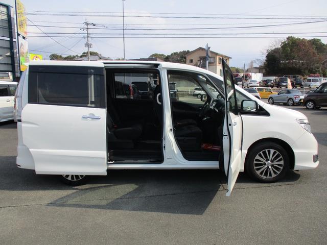 セレナ ハイウェイスターＳ－ＨＶアドバンスドセーフティパック　両側電動スライドドア・メモリーナビ・フルセグＴＶ・Ｂｌｕｅｔｏｏｔｈ・全周囲カメラ・ＥＴＣ・３列シート・８人乗り・アイドリングストップ・衝突被害軽減システム（37枚目）