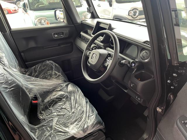 Ｎ－ＢＯＸカスタム ベースグレード　ホンダセンシング　バックカメラ　左後自動スライドドア　オートライト　オートハイビーム　ＬＥＤヘッドライト　シートヒーター　フロント・リアコーナーセンサー　新車（13枚目）