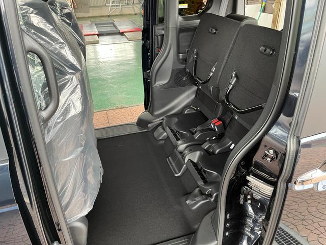Ｎ－ＢＯＸカスタム ベースグレード　ホンダセンシング　バックカメラ　左後自動スライドドア　オートライト　オートハイビーム　ＬＥＤヘッドライト　シートヒーター　フロント・リアコーナーセンサー　新車（18枚目）