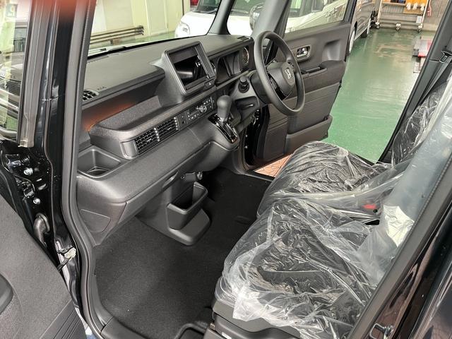 Ｎ－ＢＯＸカスタム ベースグレード　ホンダセンシング　バックカメラ　左後自動スライドドア　オートライト　オートハイビーム　ＬＥＤヘッドライト　シートヒーター　フロント・リアコーナーセンサー　新車（19枚目）
