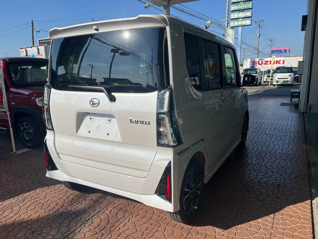 タント カスタムＲＳ　スマートアシスト　ナビ／ワンセグＴＶ／ＣＤ／ＳＤ録音機能／Ｂｌｕｅｔｏｏｔｈ／ＵＳＢ　バックカメラ　ＬＥＤヘッドライ　オートライト　アダクティブドライビングビーム　後席両側パワースライドドア　新車（4枚目）