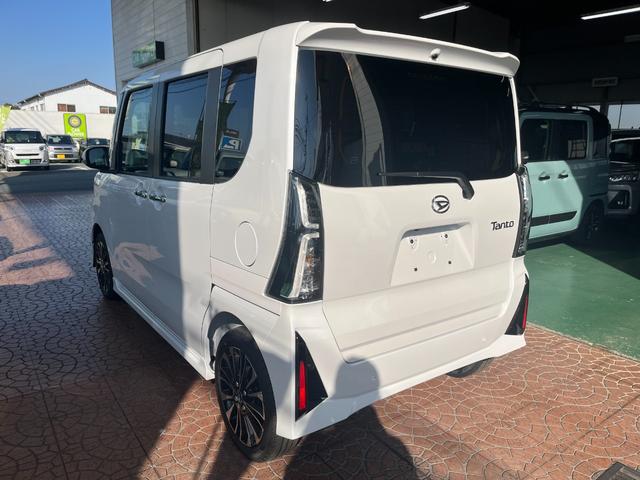 タント カスタムＲＳ　スマートアシスト　ナビ／ワンセグＴＶ／ＣＤ／ＳＤ録音機能／Ｂｌｕｅｔｏｏｔｈ／ＵＳＢ　バックカメラ　ＬＥＤヘッドライ　オートライト　アダクティブドライビングビーム　後席両側パワースライドドア　新車（5枚目）