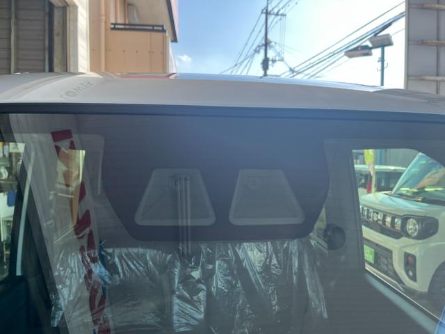 タント カスタムＲＳ　スマートアシスト　ナビ／ワンセグＴＶ／ＣＤ／ＳＤ録音機能／Ｂｌｕｅｔｏｏｔｈ／ＵＳＢ　バックカメラ　ＬＥＤヘッドライ　オートライト　アダクティブドライビングビーム　後席両側パワースライドドア　新車（11枚目）