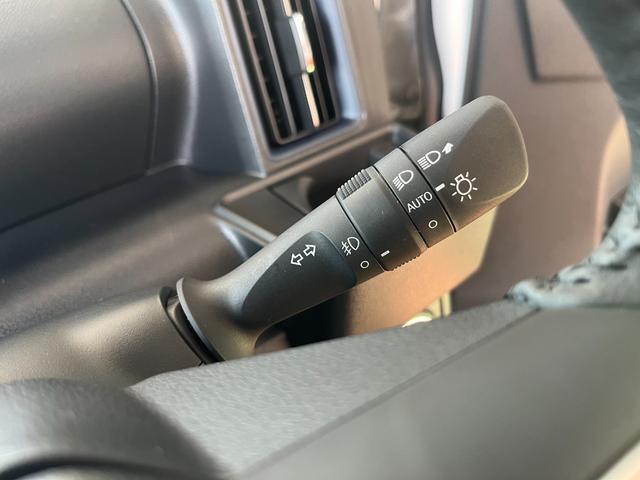 タント カスタムＲＳ　スマートアシスト　ナビ／ワンセグＴＶ／ＣＤ／ＳＤ録音機能／Ｂｌｕｅｔｏｏｔｈ／ＵＳＢ　バックカメラ　ＬＥＤヘッドライ　オートライト　アダクティブドライビングビーム　後席両側パワースライドドア　新車（25枚目）