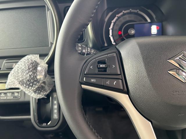 �n���h���Ɂw�X�e�A�����O�I�[�f�B�I�X�C�b�`�x�I�[�f�B�I�E�i�r�̃{�����[���E�`�����l���̕ύX�\��