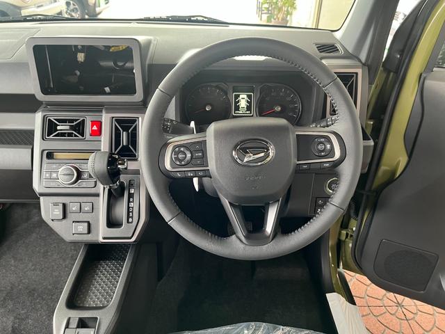 タフト Ｇ　ダーククロムベンチャー　ナビ／ワンセグＴＶ／ＣＤ／ＳＤ録音機能／Ｂｌｕｅｔｏｏｔｈ／ＵＳＢ／バックカメラ付　シートヒーター　スーパーＵＶ＆ＩＲカットガラス　前後コーナーセンサー　ＬＥＤフォグ・ヘッドランプ　オートライト新車（20枚目）