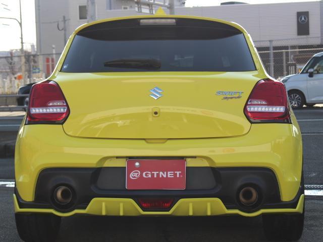 スイフトスポーツ ベースグレード　社外エアロ　ＺＳＳ車高調　ＳＳＲ　１７インチＡＷ　ＨＫＳエアクリ　ＨＫＳフラッシュエディター　社外マフラー　デフィ追加メーター　ブリッツスロコン　モンスタースポーツアルミペダル　前後ドラレコ（7枚目）