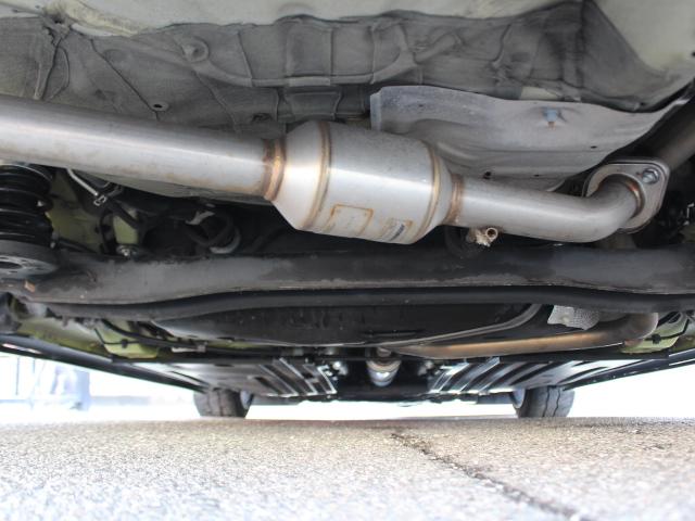 スイフトスポーツ ベースグレード　社外エアロ　ＺＳＳ車高調　ＳＳＲ　１７インチＡＷ　ＨＫＳエアクリ　ＨＫＳフラッシュエディター　社外マフラー　デフィ追加メーター　ブリッツスロコン　モンスタースポーツアルミペダル　前後ドラレコ（32枚目）