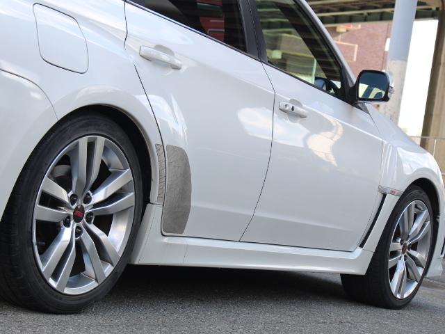 インプレッサ WRX STI Aライン タイプS フジツボマフラー 純正18インチAW カロッツェリアナビ バックカメラ ETC HID クルコンスマートキー(4枚目)