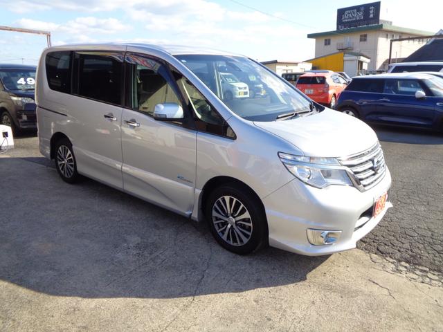 セレナ ハイウェイスター　Ｓ－ハイブリッド　両側パワースライドドア　純正ナビ　フルセグＴＶ　バックカメラ　スマートキー　プッシュスタート　ＥＴＣ　純正アルミ（3枚目）