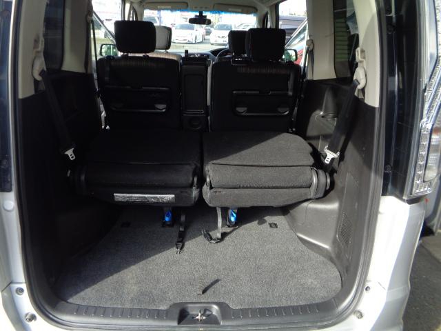 セレナ ハイウェイスター　Ｓ－ハイブリッド　両側パワースライドドア　純正ナビ　フルセグＴＶ　バックカメラ　スマートキー　プッシュスタート　ＥＴＣ　純正アルミ（19枚目）