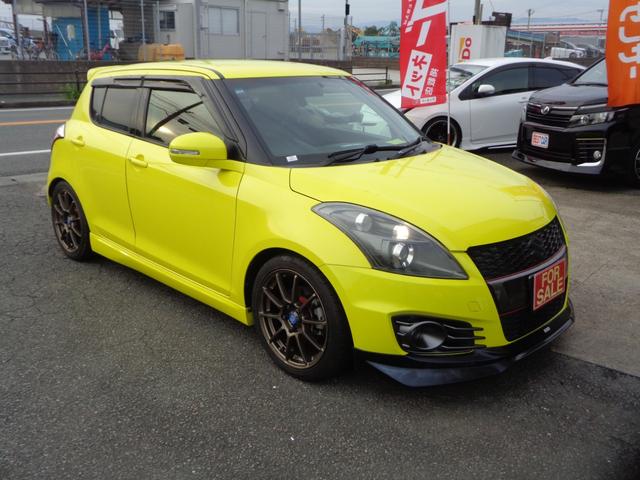 スイフトスポーツ ベースグレード　ＨＫＳ車高調　社外ハンドル　社外マフラー　社外ホイール　エアクリーナー　社外テール　ディスプレイオーディオ　フルセグＴＶ　デジタルインナーミラー　純正シートマフラー有り　ドライブレコーダー　ＥＴＣ（3枚目）