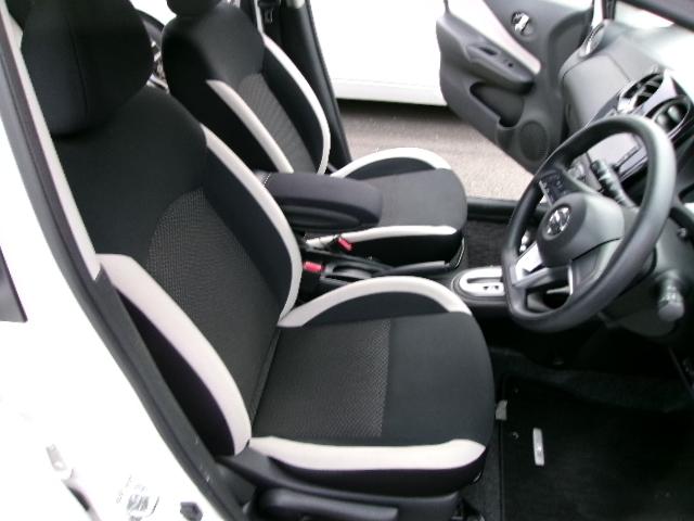 ノート Ｘ　ＤＩＧ－Ｓ　ドライブレコーダー　純正ＳＤナビ　衝突被害軽減システム　禁煙車　ドラレコ　ＬＥＤヘッド　ＥＴＣ　車線逸脱警報　オートライト　ＤＶＤ再生　フルセグＴＶ　電動格納ミラー　ドアバイザー（8枚目）