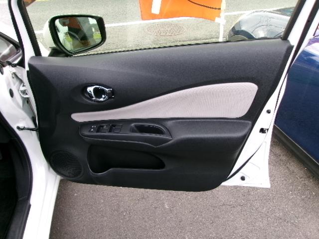 ノート Ｘ　ＤＩＧ－Ｓ　ドライブレコーダー　純正ＳＤナビ　衝突被害軽減システム　禁煙車　ドラレコ　ＬＥＤヘッド　ＥＴＣ　車線逸脱警報　オートライト　ＤＶＤ再生　フルセグＴＶ　電動格納ミラー　ドアバイザー（15枚目）