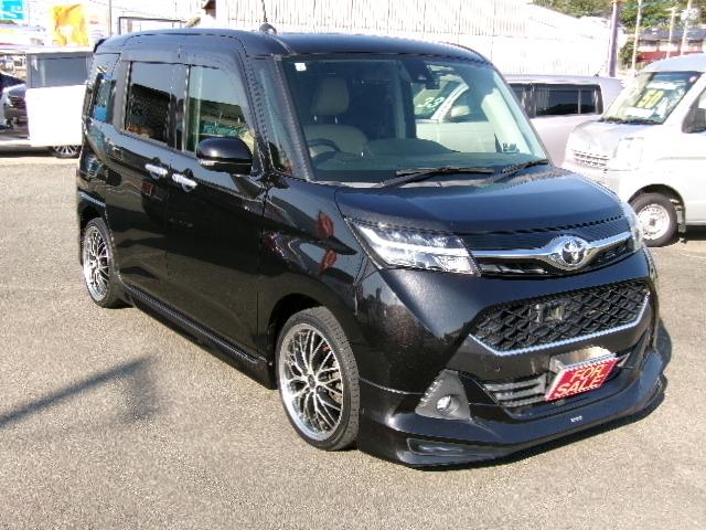 純正エアロ付きグレードでスタイリッシュ＆スポーティーなエクステリア！！◎スタイリッシュでカッコイイですよね♪