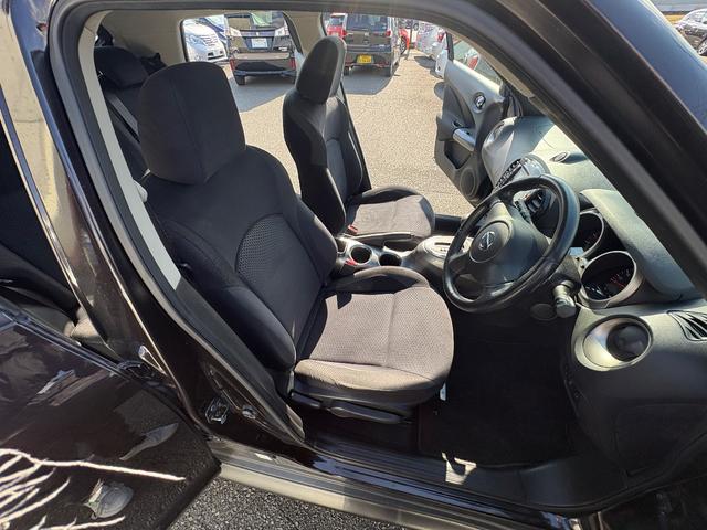 ジューク １５ＲＸ　パーソナライズパッケージ　純正ナビ　フルセグＴＶ　バックカメラ　スマートキー　プッシュスタート　純正アルミ（28枚目）