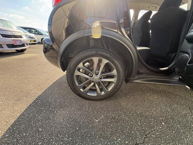 ジューク １５ＲＸ　パーソナライズパッケージ　純正ナビ　フルセグＴＶ　バックカメラ　スマートキー　プッシュスタート　純正アルミ（29枚目）