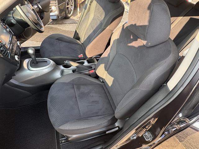 ジューク １５ＲＸ　パーソナライズパッケージ　純正ナビ　フルセグＴＶ　バックカメラ　スマートキー　プッシュスタート　純正アルミ（34枚目）