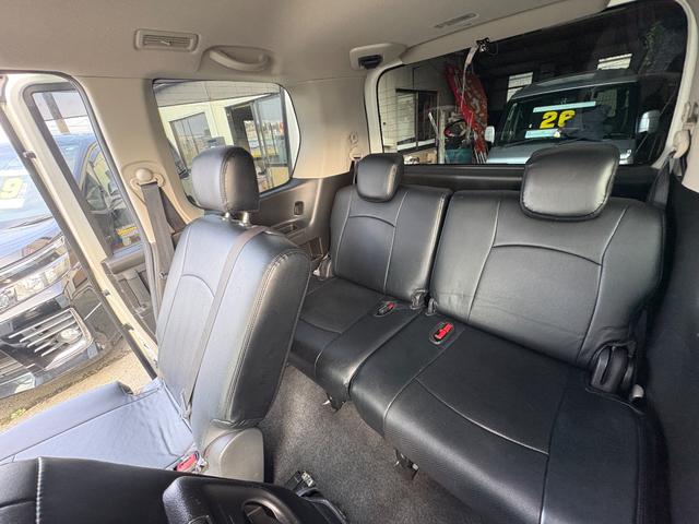 �����I�������q���A���Ɏ����Ђɂē��O���E�d�^�f���[���E����葼���X�܂œO�ꂵ���y�R�ۃN���[�j���O�{�H�z���A������S�Ă̎��q�ɐS�����߂Ē��J�ɍs���Ă���܂��I���Ђɂ͕����Ȃ����M������܂��i�O���O�j�^