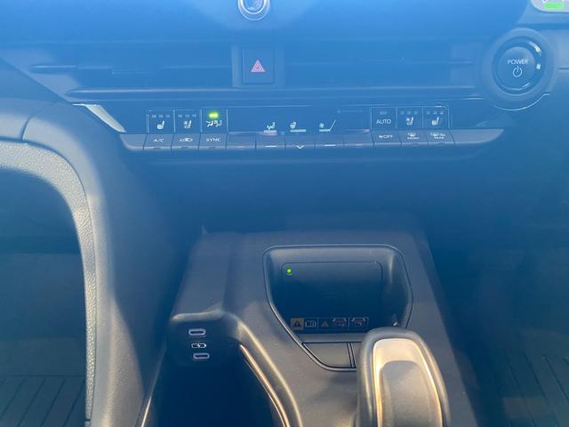 クラウンクロスオーバー Ｇアドバンスド・レザーパッケージ　モデリスタエアロ　３６０℃カメラ　ＡＣＣ　ＨＵＤ　ＢＳＭ　シートエアコン　パワーバックドア　デジタルインナーミラー（19枚目）