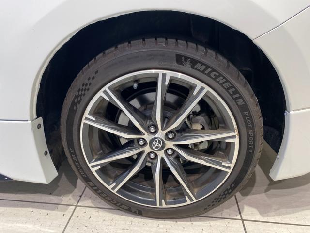８６ ＧＴ　ＴＲＤエアロ　ナビ・ＴＶ　バックカメラ　クルーズコントロール　４本出しマフラー　ハーフレザーシート（35枚目）