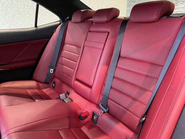 ＩＳ ＩＳ３５０　Ｆスポーツ　ＢＳＭ　コーナーセンサー　レーダークルーズコントロール　レーンキープ　シートヒーター　シートエアコン　ドラレコ　バックカメラ　ＥＴＣ（18枚目）