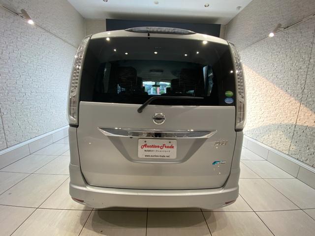 セレナ ハイウェイスターＧ　Ｓ－ハイブリッド　純正ＡＷ１６インチ　社外ナビ・フルセグ　革調シートカバー（ブラック）　ＥＴＣ　バックカメラ　両側パワースライドドア（7枚目）