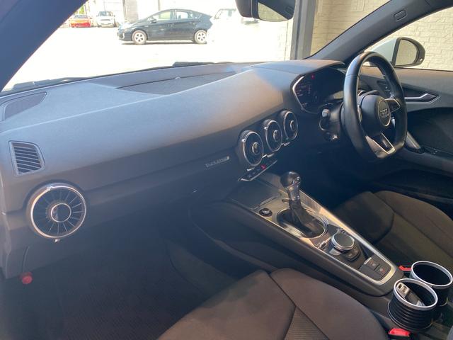 ＴＴクーペ ２．０ＴＦＳＩ　クワトロ　バーチャルコックピット　１８インチＡＷ　ＥＴＣ　スマートキー　ＬＥＤ　コーナーソナー（31枚目）