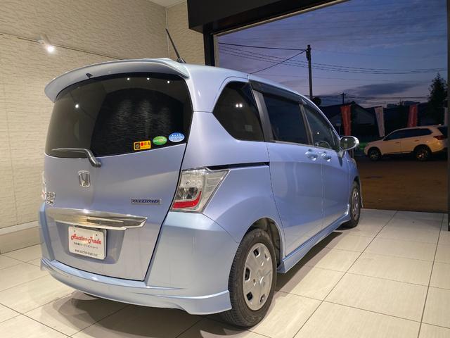 フリードハイブリッド ジャストセレクション 両側パワースライドドア クルーズコントロール ETC バックカメラ(8枚目)