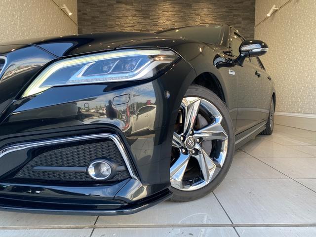 クラウンハイブリッド RSアドバンス サンルーフ 黒革シート DUEXエアロ パノラマビューモニター HUD BSM AAC シートベンチレーション アドバンスパーキング(4枚目)