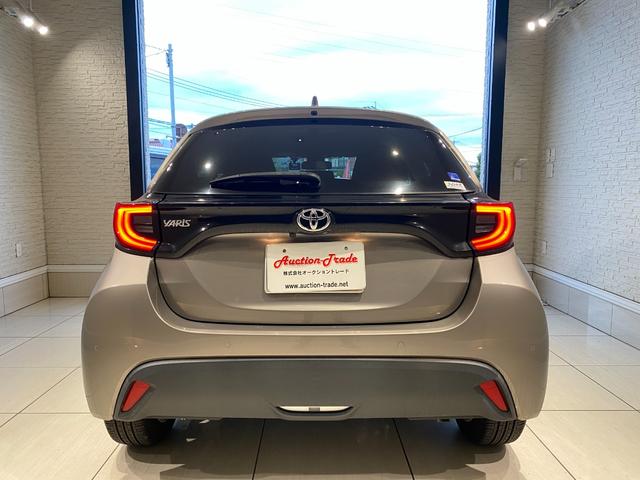 ヤリス G 純正ナビ オーディオ シートヒーター アダクティブクルーズコントロール バックカメラ BSM(9枚目)