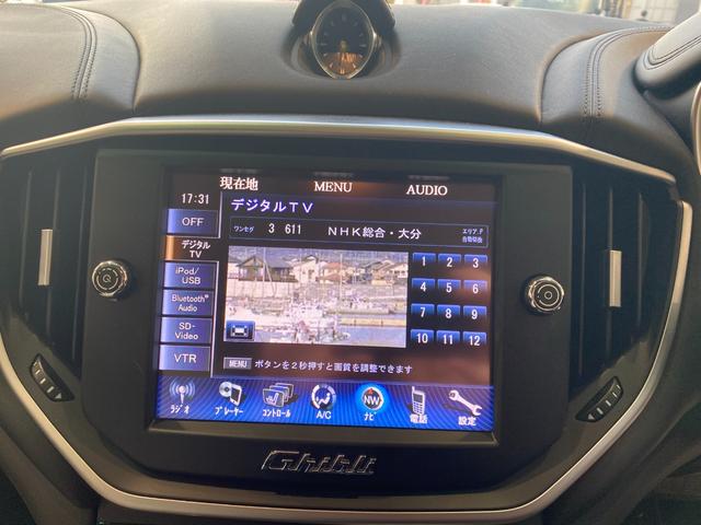 ギブリ Ｓ　右Ｈ　サンルーフ　２１インチチターノホイール　レッドキャリパー　パドルシフト　フルレザーシート　スカイフックサスペンション　パワークラフトマフラー　バルブ開閉スイッチあり　ＥＢＭ　バックカメラ（15枚目）