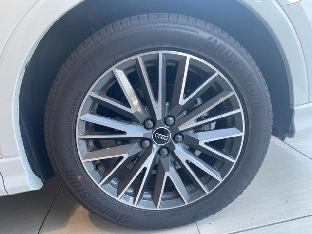 Ｑ３スポーツバック ３５ＴＤＩクワトロ　Ｓライン　３５ＴＤＩクワトロ　Ｓライン　３６０℃カメラ　パワーバックドア　置くだけ充電　シートヒーター　コーナーセンサー（36枚目）