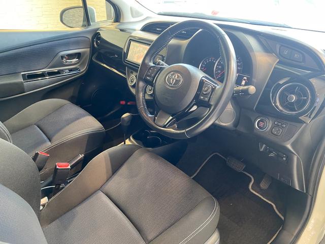 ヴィッツ Ｆ　セーフティーエディションＩＩ　モデリスタエアロ　セーフティセンス　バックカメラ　プッシュスタート（26枚目）