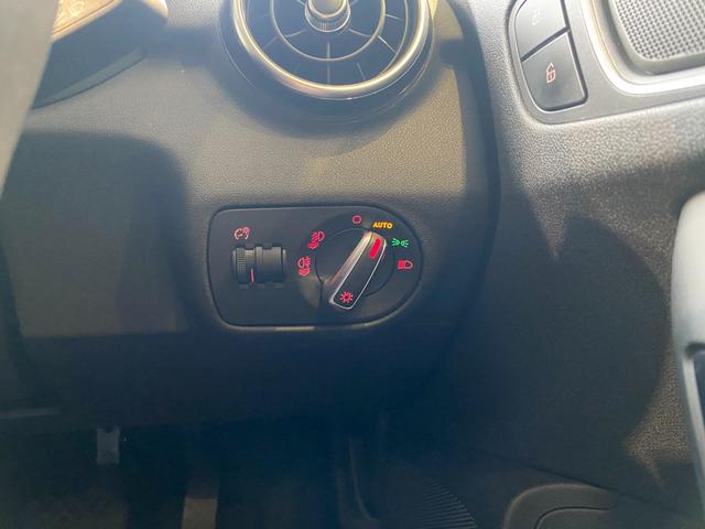 A1スポーツバック 1.0TFSIスポーツ 純正16インチAW ハーフレザーシート ETC(22枚目)