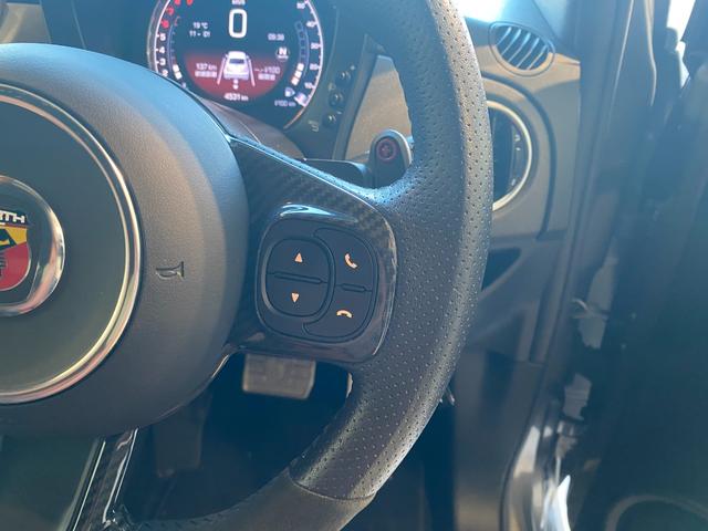 アバルト595 コンペティツィオーネ スティーレ パドルシフト レッドキャリパー 純正オーディオ バックカメラ 可変バルブ(16枚目)