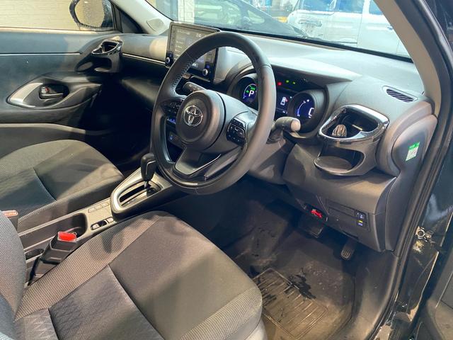 ヤリスクロス ハイブリッドＧ　ナビ・ＴＶ　バックカメラ　セーフティセンス　ＥＴＣ　純正ＡＷ　プッシュスタート（26枚目）