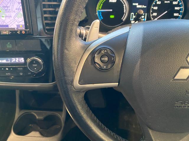 アウトランダーPHEV G 社外ナビ・TV バックカメラ スマートキー シートヒーター(15枚目)